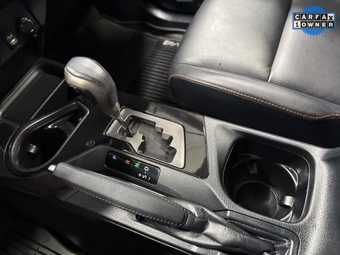 Used 2018 Toyota RAV4 SE image 21