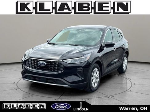 Certified 2023 Ford Escape Active w/ Tech Pack #2 FWD image 1