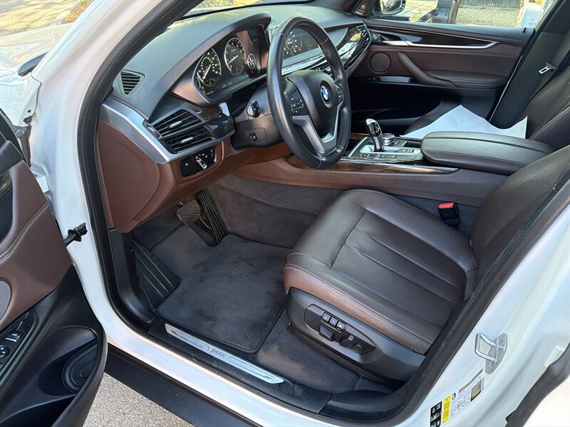 Used 2017 BMW X5 xDrive35i AWD/4WD image 18