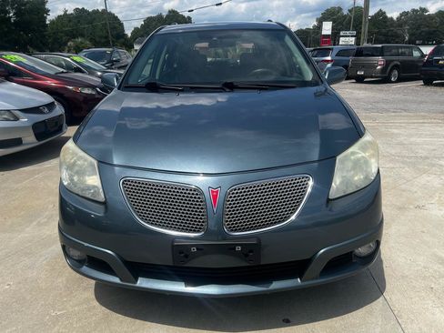 Used 2006 Pontiac Vibe w/ Sun And Sound Package FWD image 2