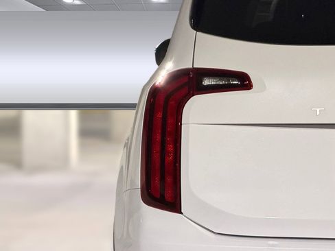 Used 2025 Kia Telluride S AWD/4WD image 13