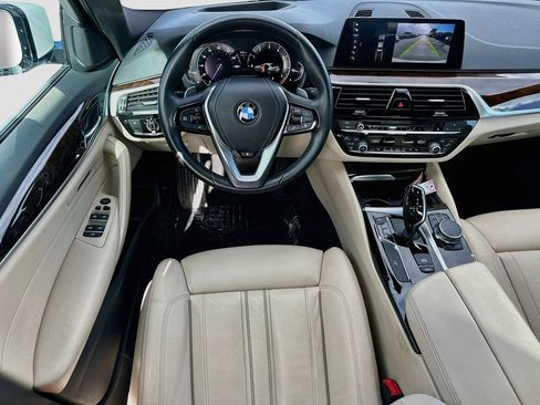 Used 2017 BMW 540i RWD image 23