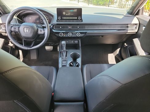 Used 2024 Honda Civic Sport image 14