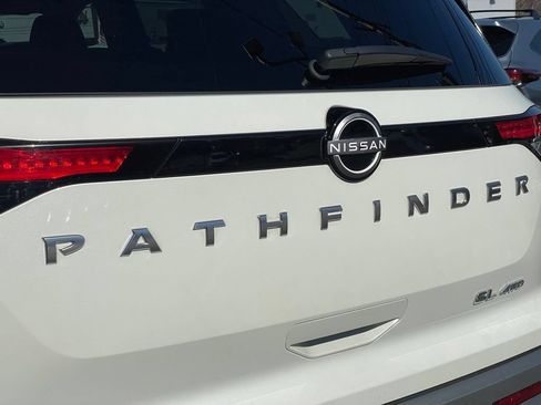 Certified 2023 Nissan Pathfinder SL w/ SL Premium Package AWD/4WD image 31