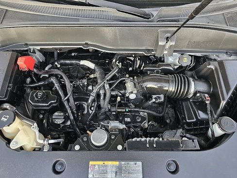 Used 2016 GMC Acadia SLE image 11