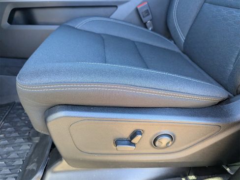 New 2026 RAM 1500 4x4 Crew Cab image 11