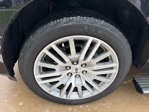 Certified 2023 Ford Expedition Platinum AWD/4WD image 27