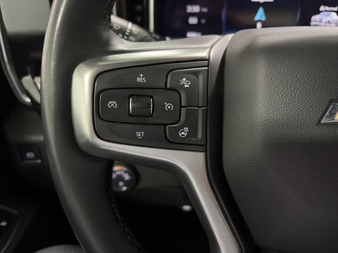 Used 2025 Chevrolet Silverado 1500 LT image 14