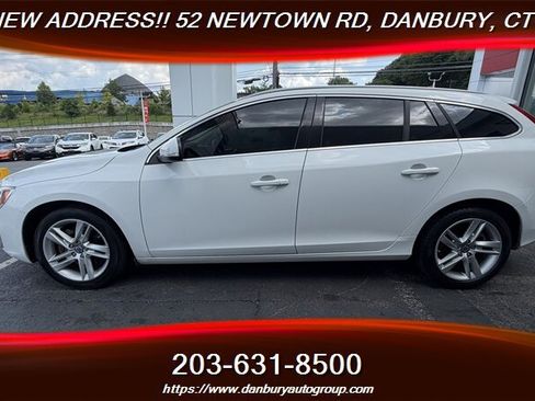 Used 2015 Volvo V60 T5 Premier AWD/4WD image 2