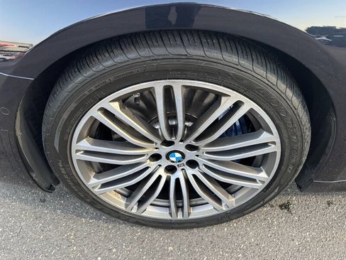 Used 2019 BMW M550i xDrive w/ Premium Package 2 AWD/4WD image 10