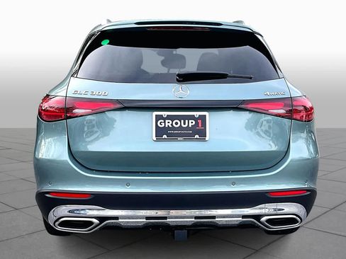 Used 2026 Mercedes-Benz GLC 300 4MATIC image 5