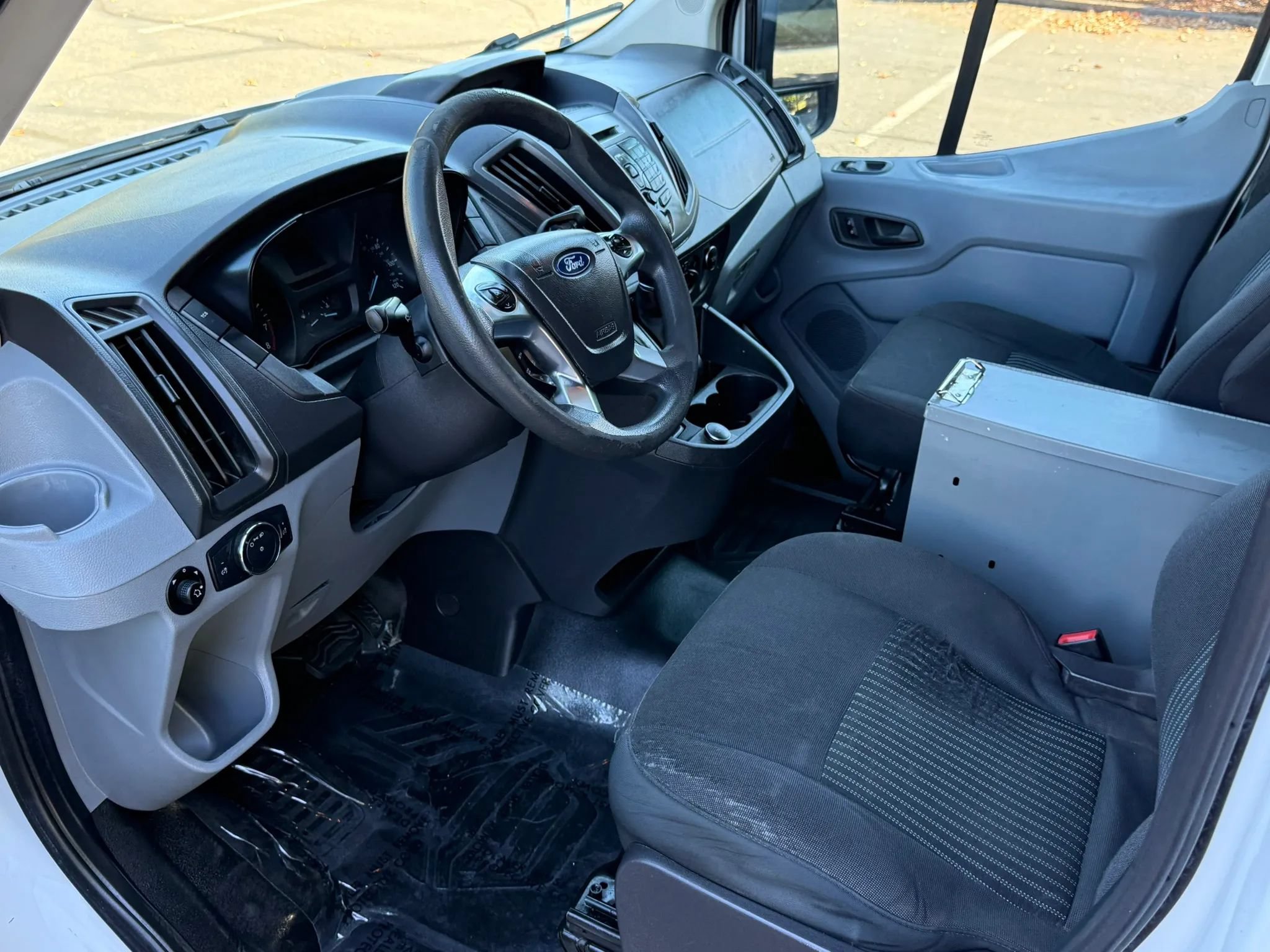 Used 2019 Ford Transit 250 148 Medium Roof w/ Interior Upgrade Package RWD image 12