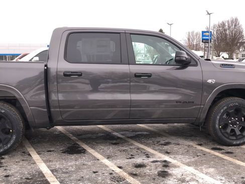 New 2026 RAM 1500 4x4 Crew Cab image 9