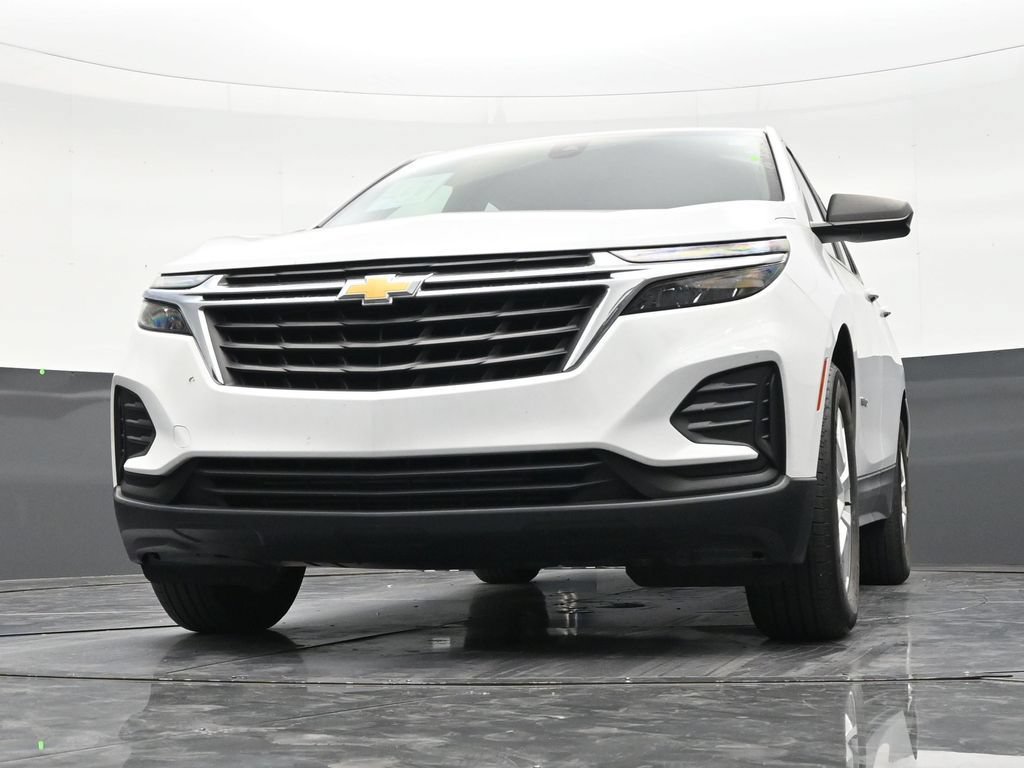 Used 2024 Chevrolet Equinox LS w/ Driver Confidence II Package FWD image 27