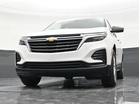 Used 2024 Chevrolet Equinox LS w/ Driver Confidence II Package FWD image 27