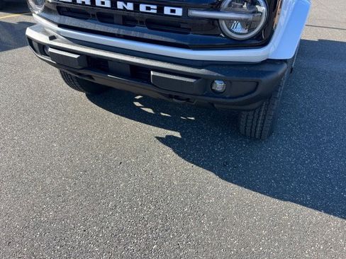 New 2025 Ford Bronco Outer Banks image 25
