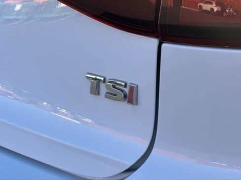 Used 2016 Volkswagen Jetta Sport image 7