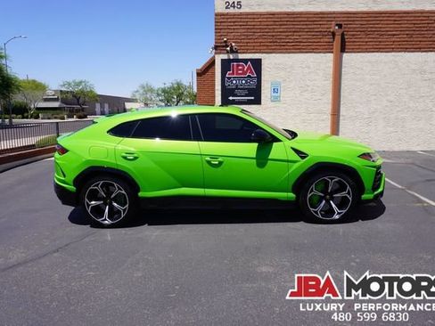 Used 2021 Lamborghini Urus AWD/4WD image 88
