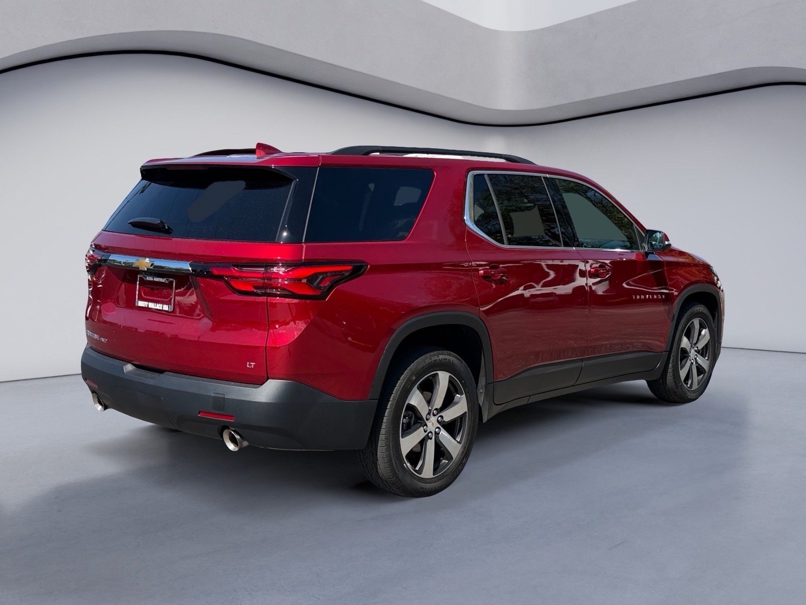 Used 2023 Chevrolet Traverse LT w/ LT Premium Package AWD/4WD image 5