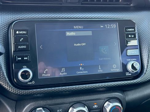 Used 2024 Nissan Kicks SV image 27