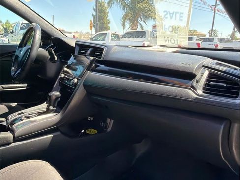 Used 2021 Honda Civic EX image 11
