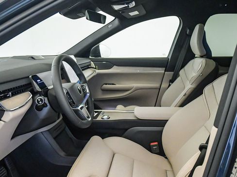 New 2026 Volvo EX90 Plus AWD/4WD image 17