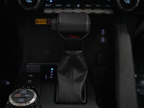 Used 2024 Toyota Tacoma TRD Off-Road w/ TRD Off Road Premium Package AWD/4WD image 22
