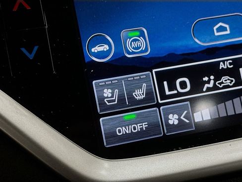 Used 2023 Subaru Ascent Touring AWD/4WD image 21