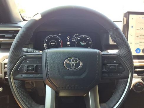 Used 2026 Toyota Tacoma TRD Off-Road AWD/4WD image 21