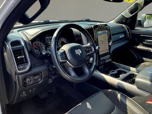 Used 2023 RAM 1500 Laramie AWD/4WD image 15