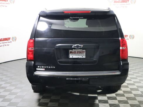 Used 2017 Chevrolet Suburban Premier AWD/4WD image 6
