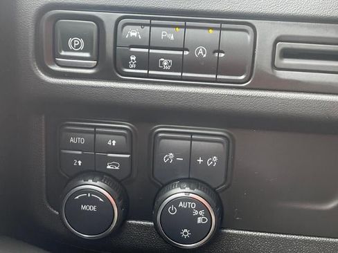 Used 2024 Chevrolet Tahoe RST w/ Luxury Package image 16