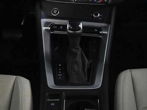 Used 2025 Audi Q3 2.0T Premium w/ Convenience Package image 14