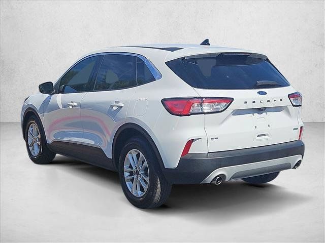 Certified 2020 Ford Escape SE FWD image 9