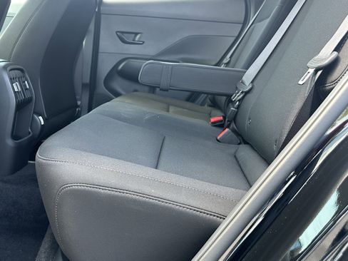 Used 2025 Hyundai Kona SEL image 21