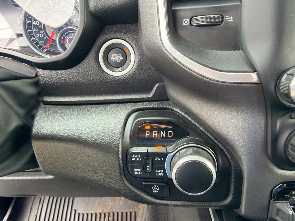 Used 2023 RAM 1500 Big Horn AWD/4WD image 30