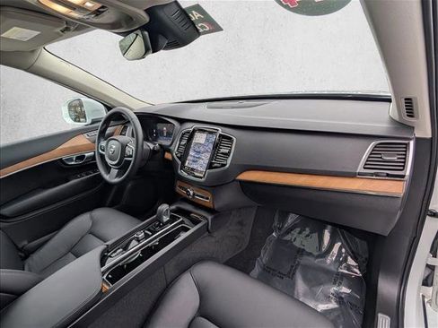 Used 2024 Volvo XC90 B6 Plus w/ Protection Package Premier image 23