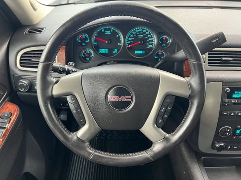 Used 2013 GMC Sierra 3500 SLT w/ SLT Convenience Package AWD/4WD image 16