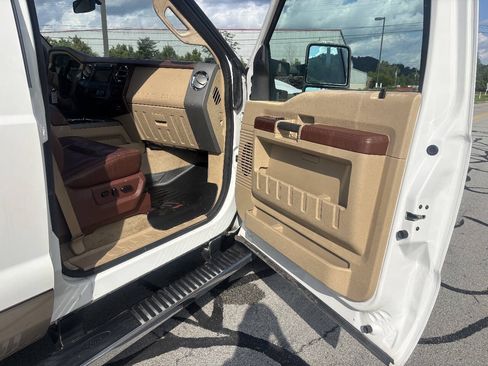 Used 2012 Ford F350 King Ranch w/ King Ranch w/Chrome Pkg AWD/4WD image 18