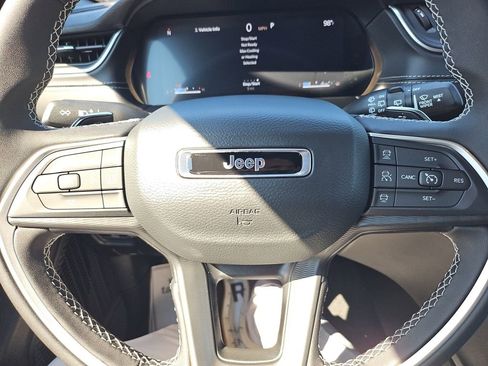 New 2025 Jeep Grand Cherokee Laredo X image 23