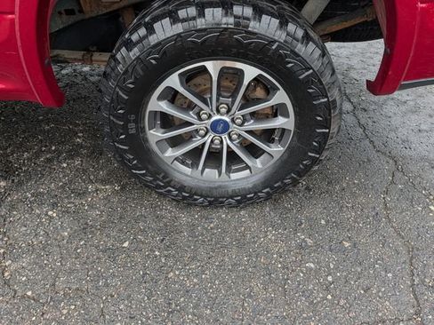 Used 2018 Ford F150 XLT w/ Equipment Group 302A Luxury AWD/4WD image 6
