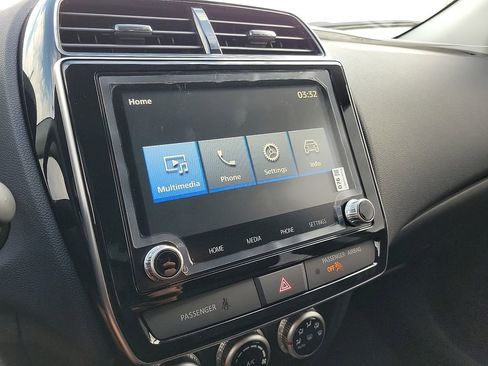 Used 2025 Mitsubishi Outlander Sport SE image 13