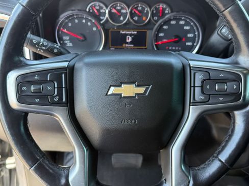 Used 2021 Chevrolet Silverado 1500 LTZ w/ Z71 Off-Road Package AWD/4WD image 18