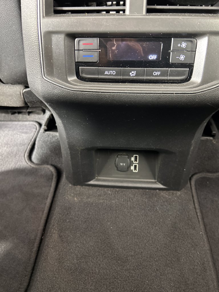 Used 2019 Volkswagen Atlas SE w/ Panoramic Sunroof Package AWD/4WD image 18