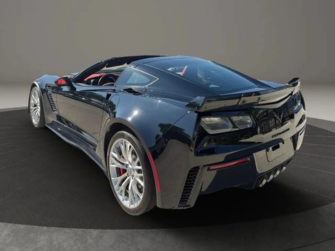 Used 2016 Chevrolet Corvette Z06 w/ 3LZ Preferred Equipment Group RWD image 5