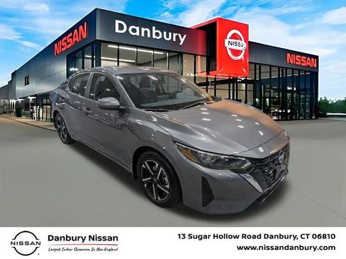 Certified 2025 Nissan Sentra SV image 1