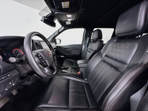 Used 2022 Nissan Frontier PRO-4X AWD/4WD image 25