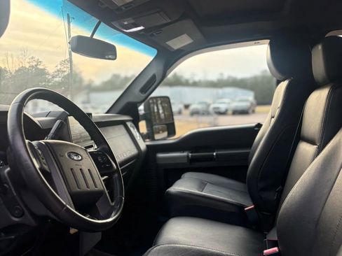 Used 2016 Ford F350 Lariat w/ Lariat Ultimate Package image 44