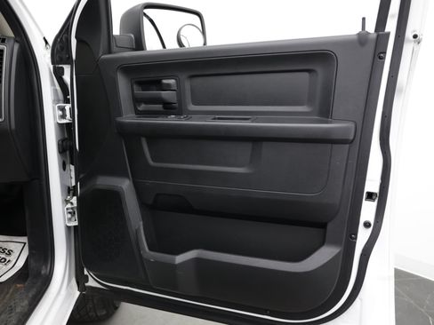 Used 2019 RAM 1500 Tradesman RWD image 32