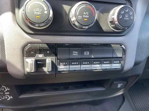 New 2024 RAM 3500 Tradesman w/ Chrome Appearance Group image 19